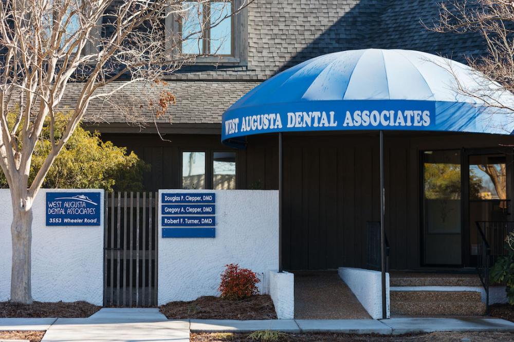exterior view of general dentist in Augusta office