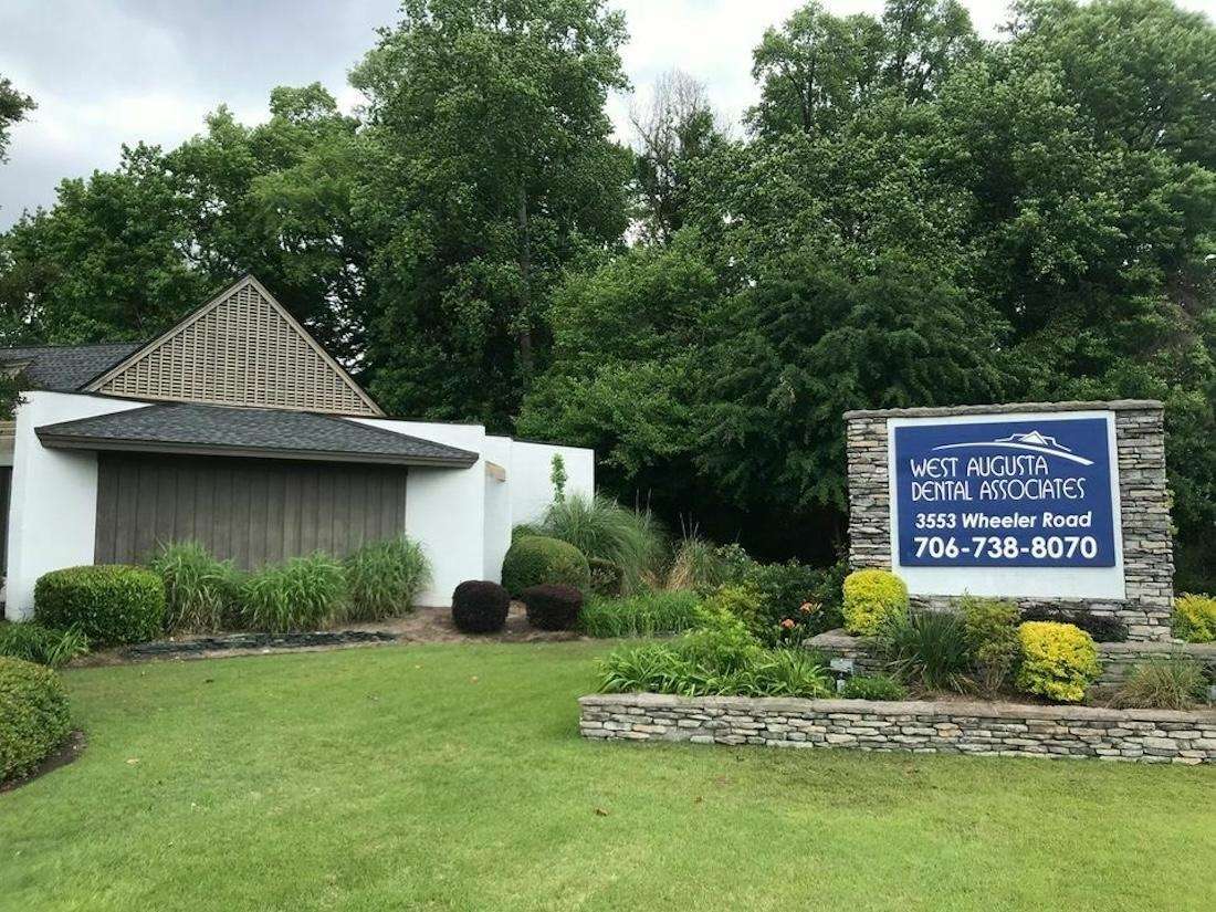 West Augusta Dental Exterior Sign